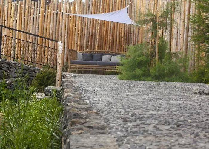 Graviana - Pedra Azul Charming House * Lagoa (Azores)